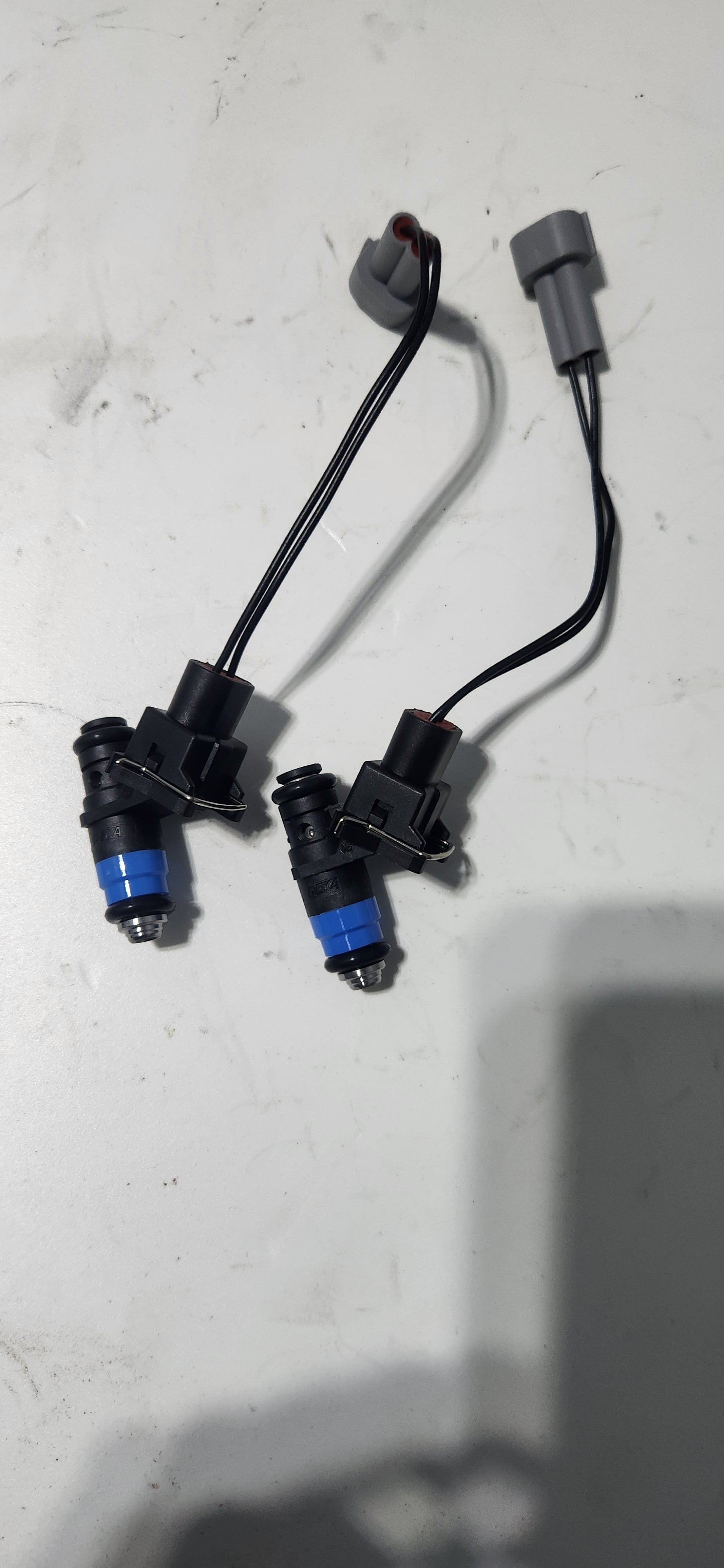 64lb injectors with adapters for CANAM VTWIN
